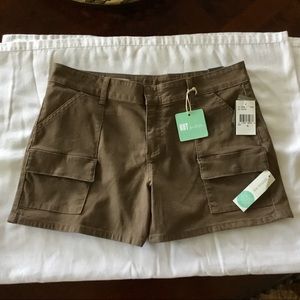 14 Kut from the Kloth Cargo Shorts NWT